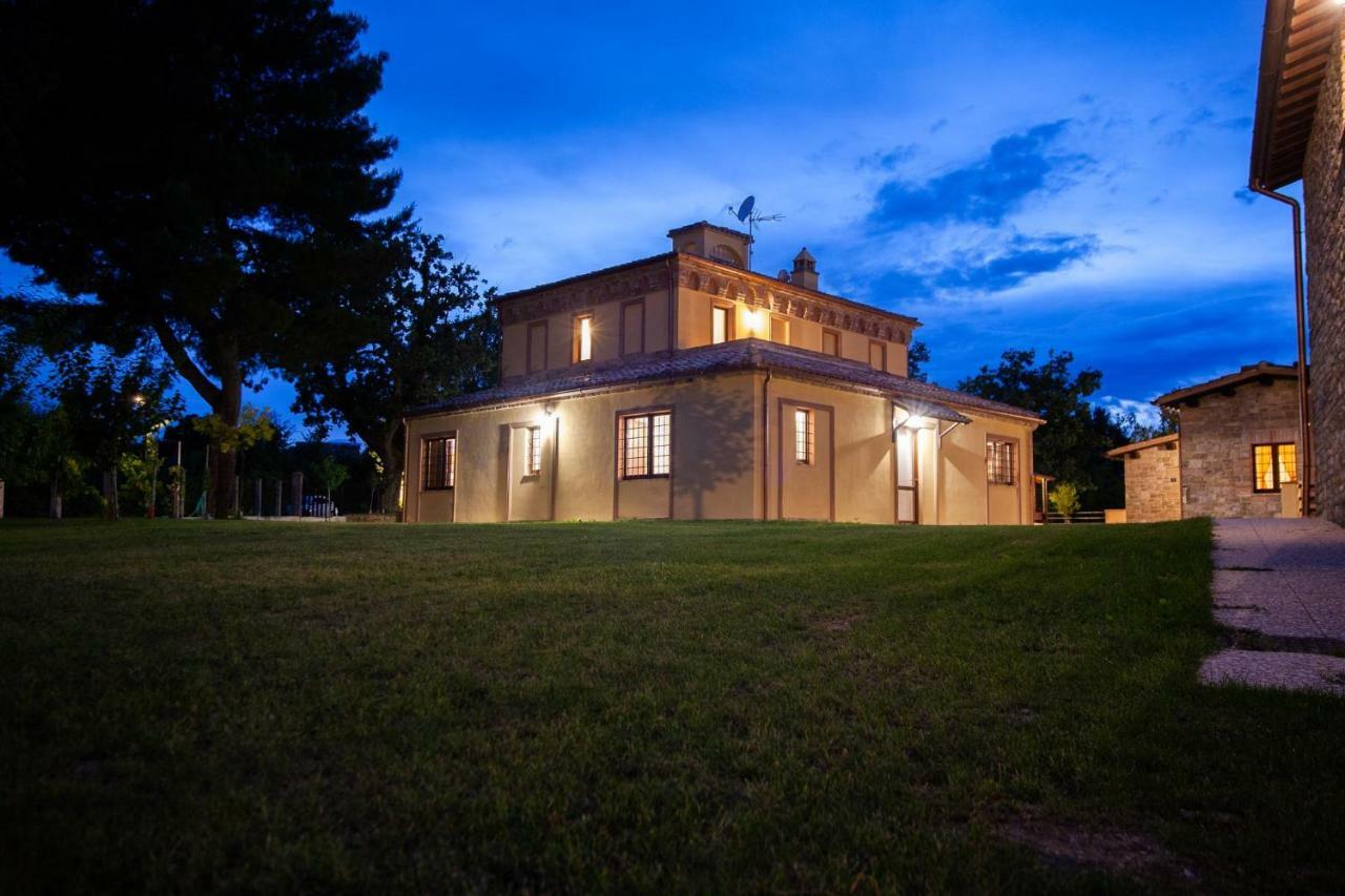 Borgopratole Countryhouse 친골리 외부 사진